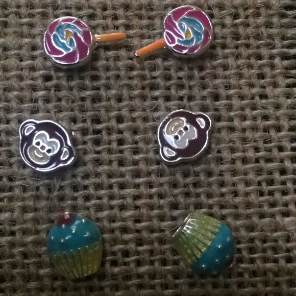Bundle of 4 earrings, new - Picture 2 of 4